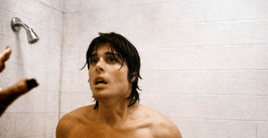 bathroom scenes in horror movies